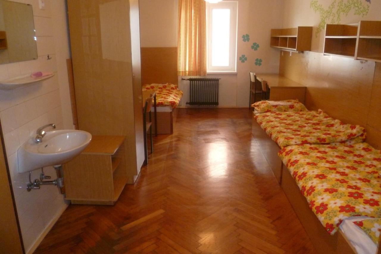 Hostel Tabor Ljubljana Chambre photo